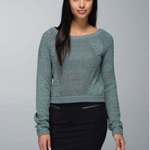 EUC lululemon cropped knit sweater